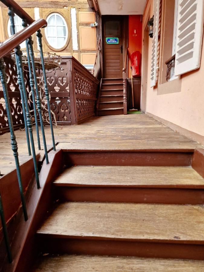 Chez Cecile Bed And Breakfast Chez Le Vigneron Colmar Dış mekan fotoğraf