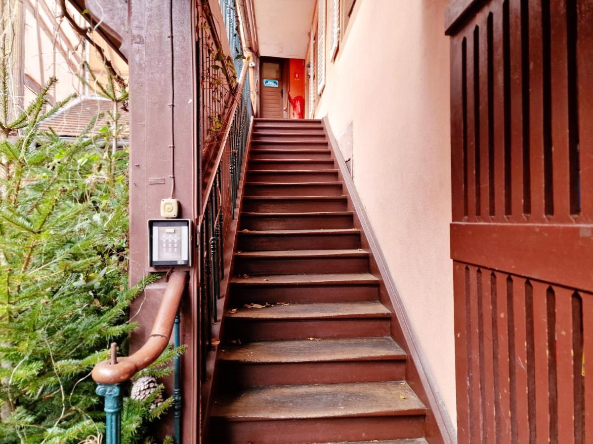 Chez Cecile Bed And Breakfast Chez Le Vigneron Colmar Dış mekan fotoğraf